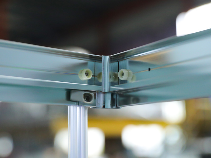 RE verchroomd aluminium frame van gehard glas, vierkante schuifdouche met lade RE verchroomd aluminium frame van gehard glas, vierkante schuifdouche met lade