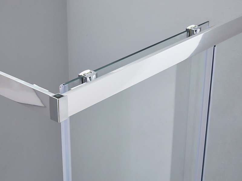 SQ Glijdende douchewand van helder gehard glas, met lade SQ Glijdende douchewand van helder gehard glas, met lade